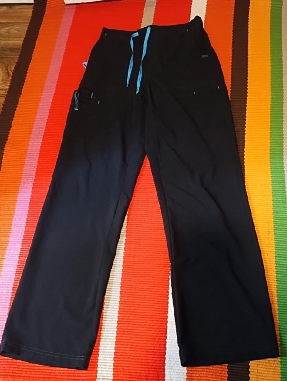 NWOT Carhartt Black Scrub Pants with Teal Stitching Small Tall.